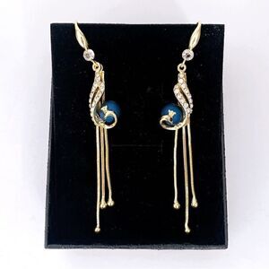 💙Quality Made New Peacock Blue Pearl Earrings